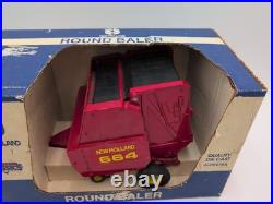 1/16 Scale Model Farm Toy New Holland 664 Round Hay Baler