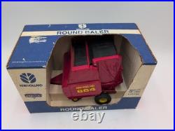 1/16 Scale Model Farm Toy New Holland 664 Round Hay Baler