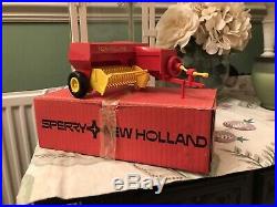 Bourbon Sperry New Holland 1.20 Scale 1970s Promotional Baler Rare