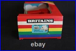 Britains New Holland Hay Baler 377 132 #9556 (1980) (J&KvW)