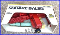 ERTL 1/16 New Holland Square Baler Diecast Metal with Box 1986 31810C0