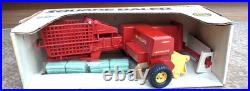 ERTL 1/16 New Holland Square Baler Diecast Metal with Box 1986 31810C0