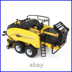 ERTL 1/32 New Holland Big Baler 340 PLUS with 6 Square Bales 61015 ERTL 1/32 New Holland Big Baler 340 PLUS with 6 Square Bales 61015