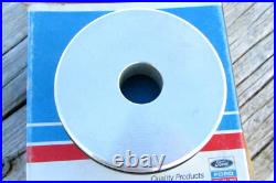 Ford New Holland Piston 9620251 OEM Part NOS Discontinued Part Bale Wagon Baler Ford New Holland Piston 9620251 OEM Part NOS Discontinued Part Bale Wagon Baler
