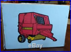 Ford New Holland Round Baler 660 Auto Wrap