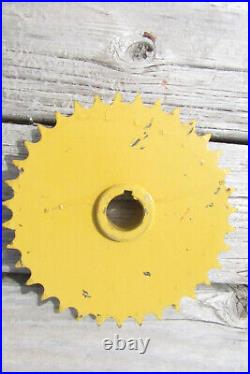 Genuine Ford New Holland Sprocket 255382 OEM Part Replaces 183642 54485 80183642