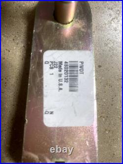NEW CNH New Holland Pivot Part #48020132