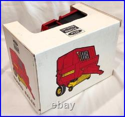 New Holland 1/16 660 Round Baler Parts Mart 1991