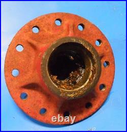 New Holland 270 square baler Left Hub-Used-Replaces 39553