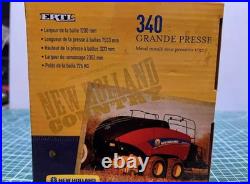 New Holland 340 Big Baler Large-scale Baler Alloy Model