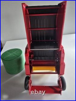 New Holland 664 Round Hay Baler With Bale 1/16 Scale in great shape