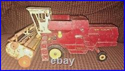 New Holland Sperry Rand vintage Combine and hayliner combo ERTL