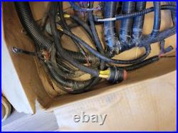 OEM New Holland Wire Harness 84259073 WITH COVER 86557817, H9870, H9880 BALERS OEM New Holland Wire Harness 84259073 WITH COVER 86557817, H9870, H9880 BALERS