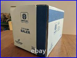 Scale Models 116 Scale New Holland BR780A Round Baler