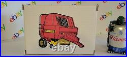 Scale Models ERTL 1/16 New Holland 660 Round Baler with BOX Brand New Condition