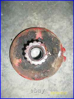 USED New Holland CLUTCH HUB for Balers (Part # 221653)