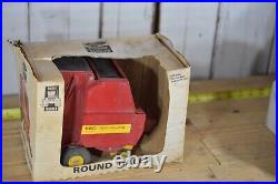 VINTAGE 1/16 FORD NEW HOLLAND 660 ROUND BALER WithBOX! 1991 SCALE MODELS