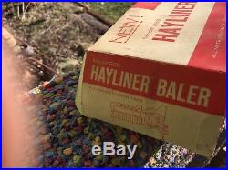 VINTAGE ADVANCE PRODUCTS NEW HOLLAND DIE CAST HAYLINER BALER MODEL 268 WithTHROWER