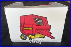 Vintage 1991 Scale Models Ford New Holland 660 Round Baler 1/16 Scale Diecast