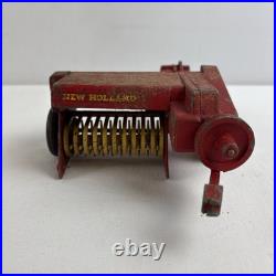Vintage Advanced Products New Holland 268 Square Baler 125 Scale
