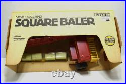 Vintage Ertl 116 New Holland Square Baler #318