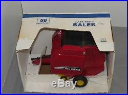 Vintage New Holland BR780 Round Baler By Scale Models 116 Scale NIB toy tractor