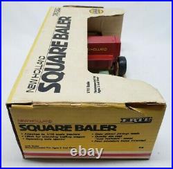 Vintage New Holland Small Square Baler With Bales! By Ertl 1/16 Scale